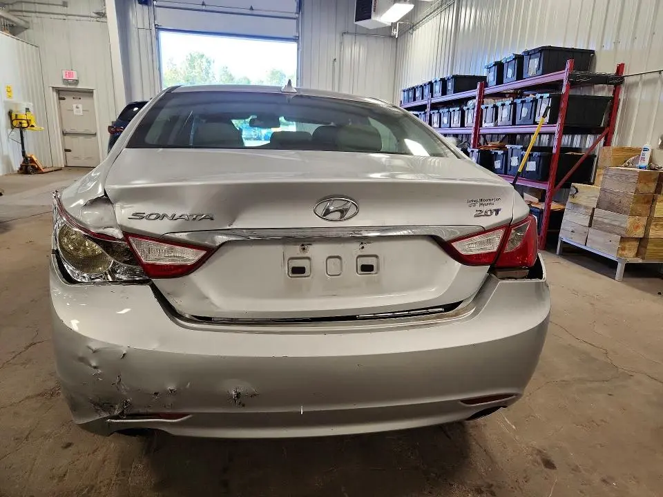 2013 HYUNDAI SONATA SE 2.0T  