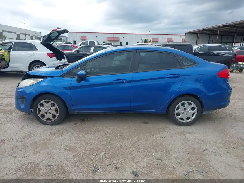 2011 FORD FIESTA SE