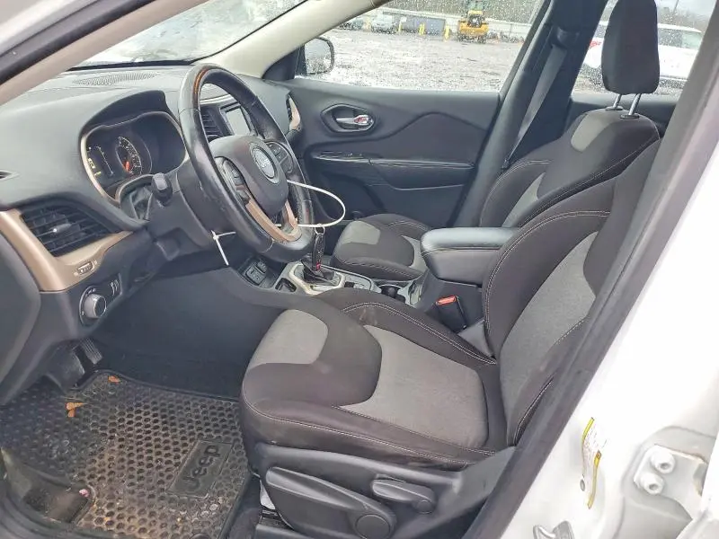 2014 JEEP CHEROKEE SPORT  