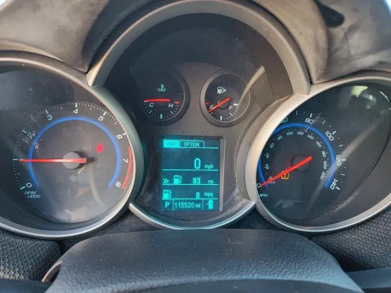 2015 CHEVROLET CRUZE LT  