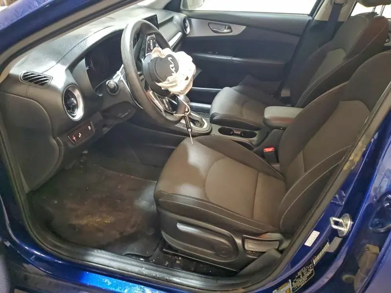2022 KIA FORTE FE  