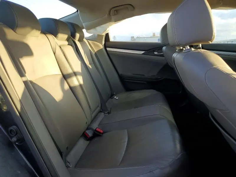 2017 HONDA CIVIC TOURING  