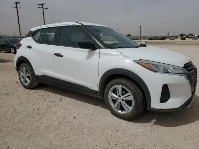 2021 NISSAN KICKS S  