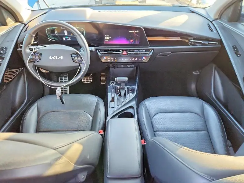 2023 KIA NIRO SX TOURING  