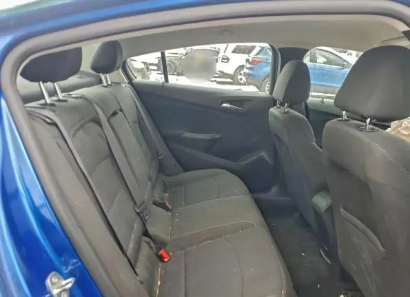 2017 CHEVROLET CRUZE LT  