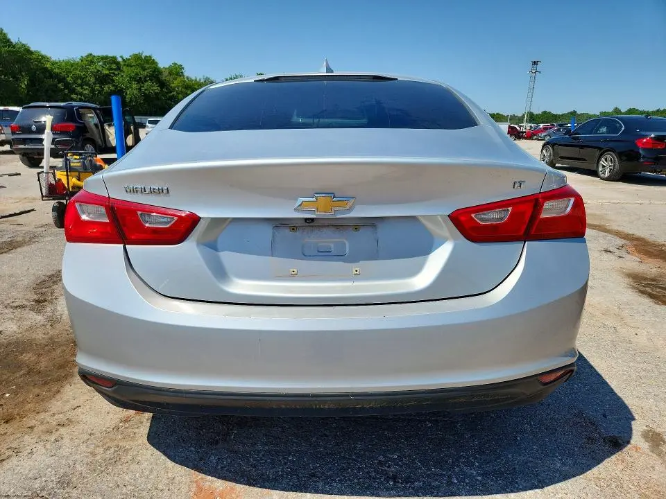 2017 CHEVROLET MALIBU LT  