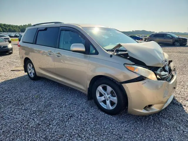 2012 TOYOTA SIENNA LE  