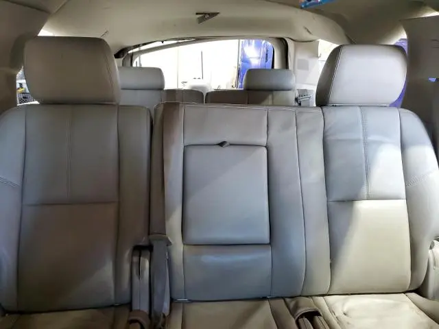 2011 CHEVROLET SUBURBAN C1500 LT  