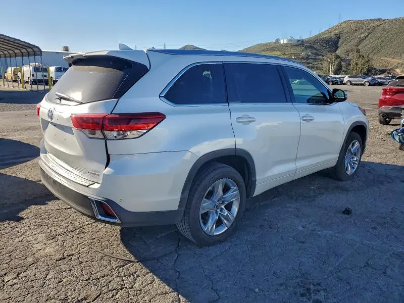 2017 TOYOTA HIGHLANDER LIMITED  