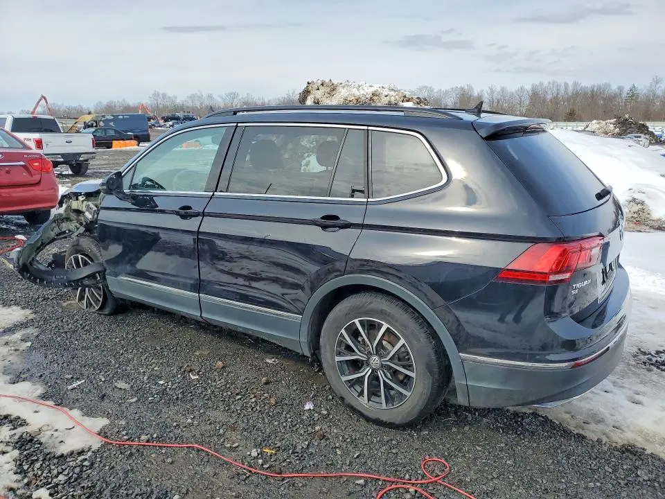2021 VOLKSWAGEN TIGUAN SE  