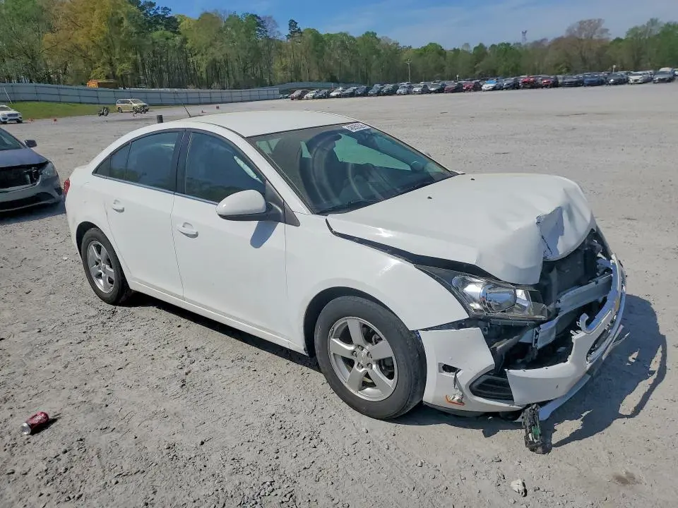 2015 CHEVROLET CRUZE LT  