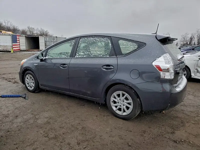 2012 TOYOTA PRIUS V   