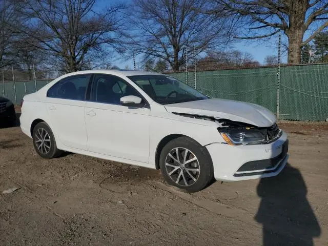 2017 VOLKSWAGEN JETTA SE  