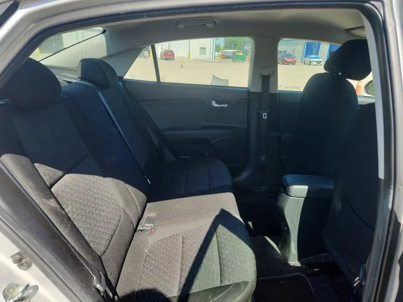 2021 KIA RIO S  
