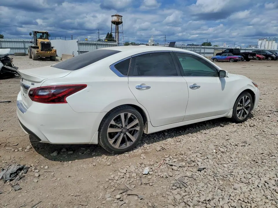 2017 NISSAN ALTIMA 2.5 SR  