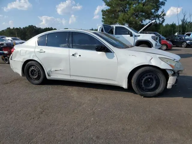 2011 INFINITI G37 BASE  