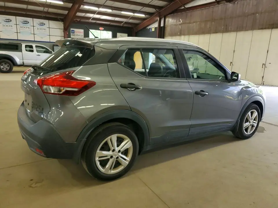 2019 NISSAN KICKS S  