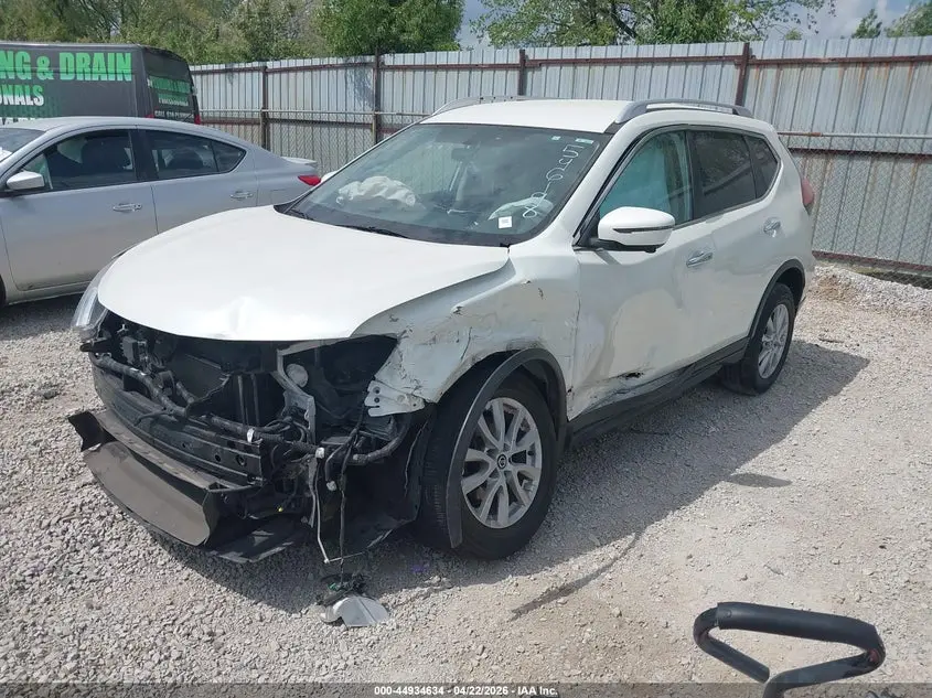 2018 NISSAN ROGUE SV