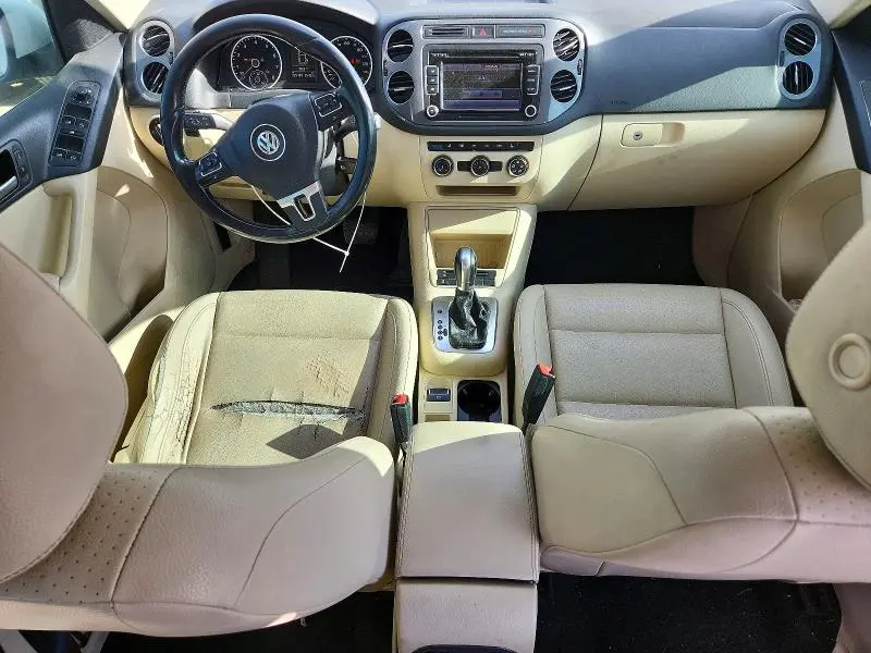 2013 VOLKSWAGEN TIGUAN S  