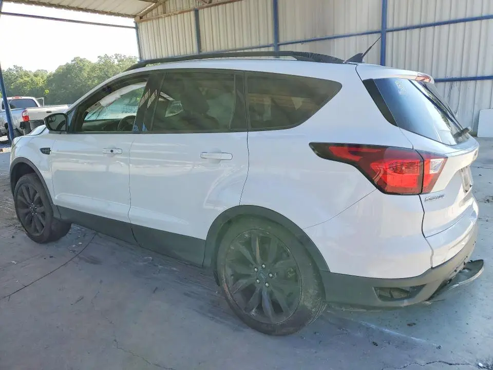 2019 FORD ESCAPE SE  