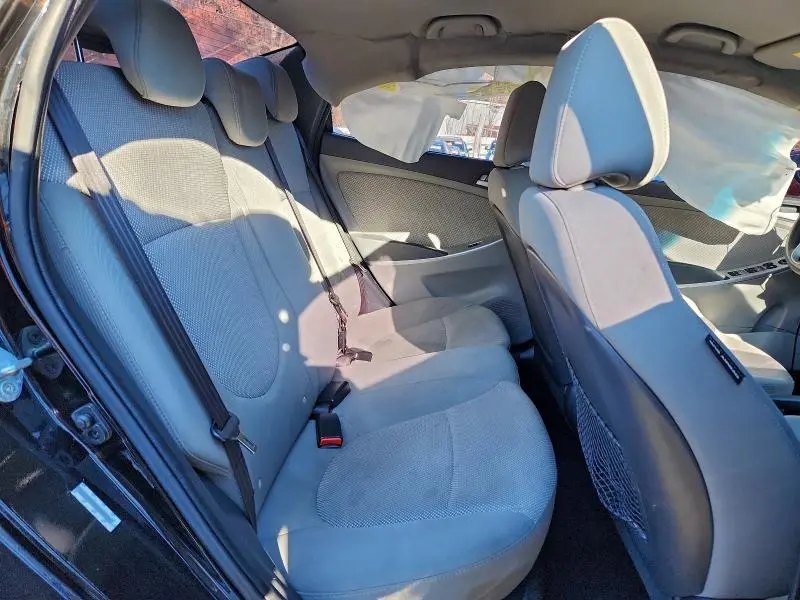 2014 HYUNDAI ACCENT GLS  