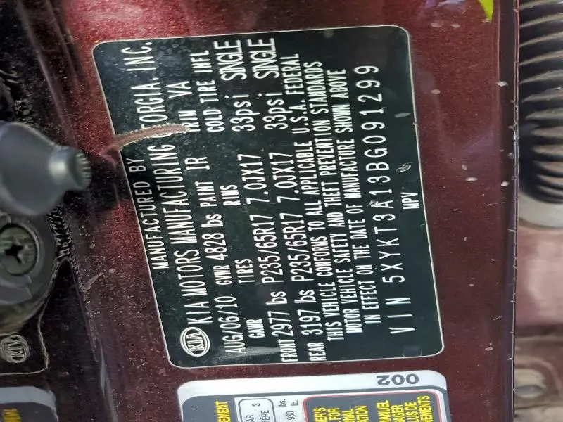 2011 KIA SORENTO BASE  