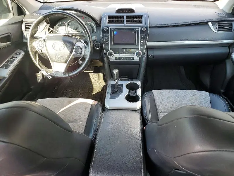 2012 TOYOTA CAMRY SE V6  