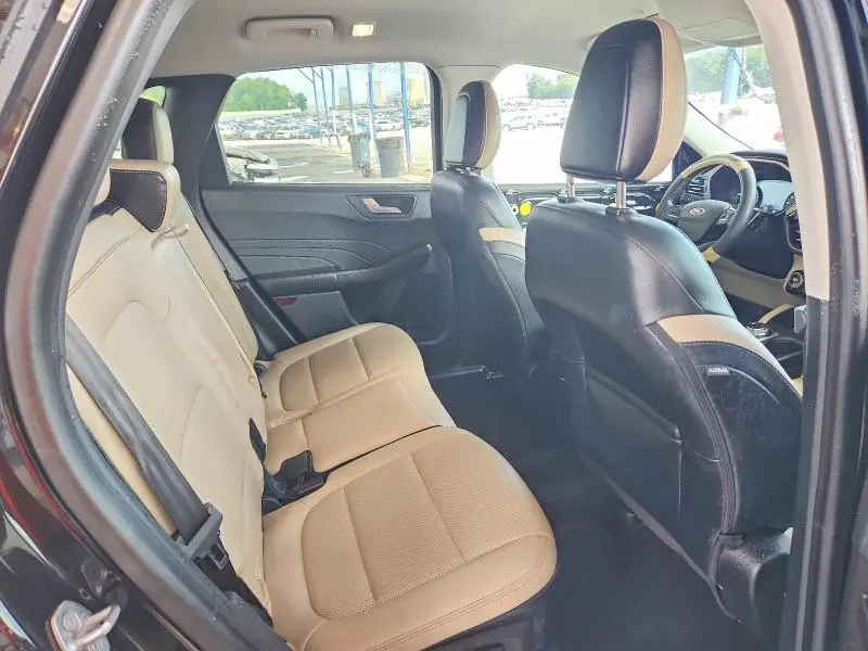 2021 FORD ESCAPE SEL  
