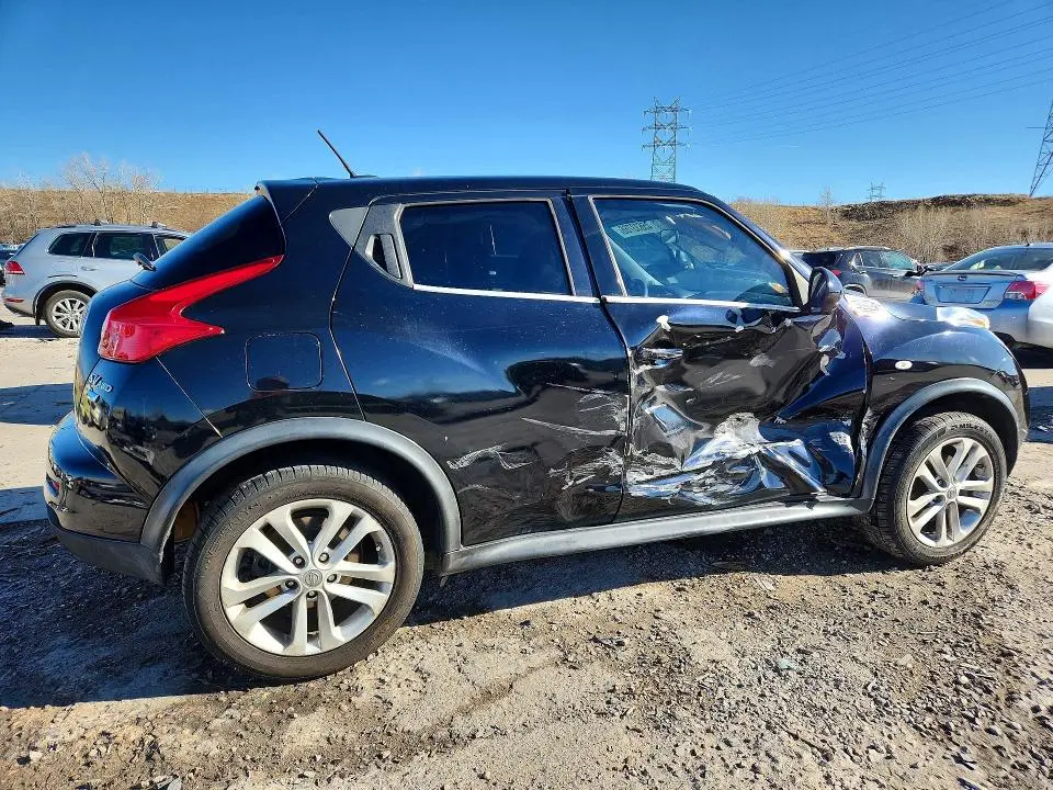 2014 NISSAN JUKE SV  