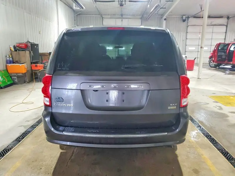 2016 DODGE GRAND CARAVAN SXT  