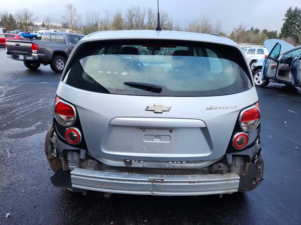 2013 CHEVROLET SONIC LT  