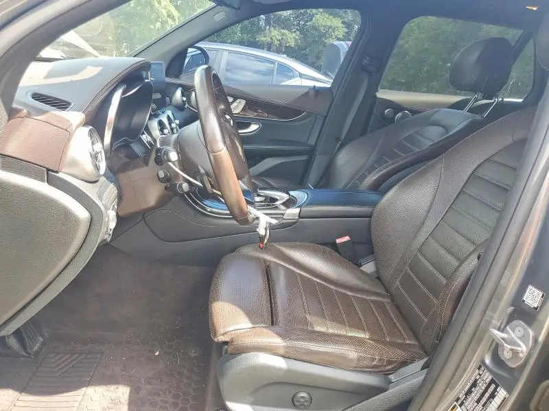 2017 MERCEDES-BENZ GLC 300  