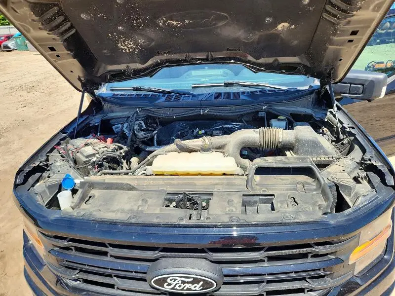 2024 FORD F150 XLT  