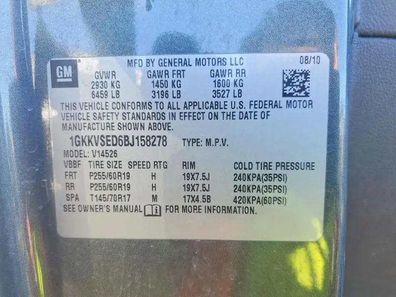 2011 GMC ACADIA SLT-2  