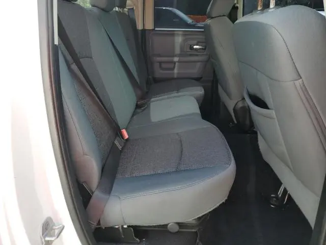 2015 RAM 1500 SLT  