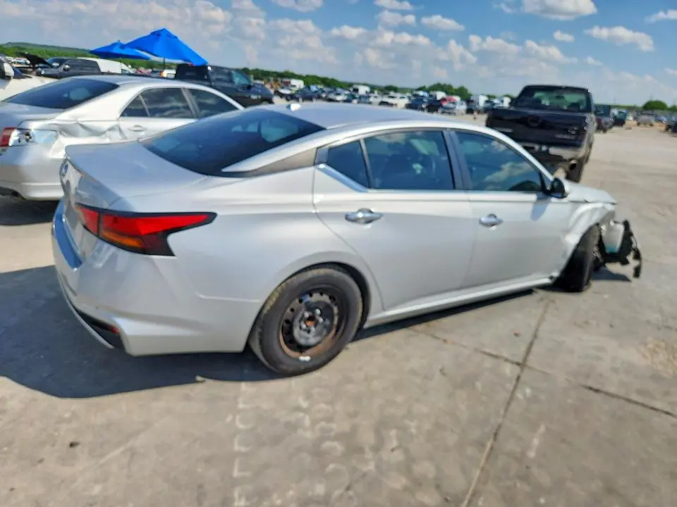 2020 NISSAN ALTIMA S  