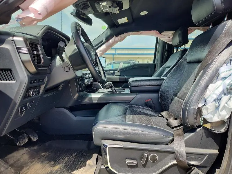 2024 FORD F150 LARIAT  