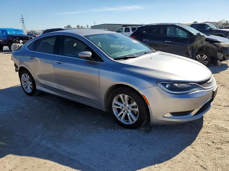 2016 CHRYSLER 200   