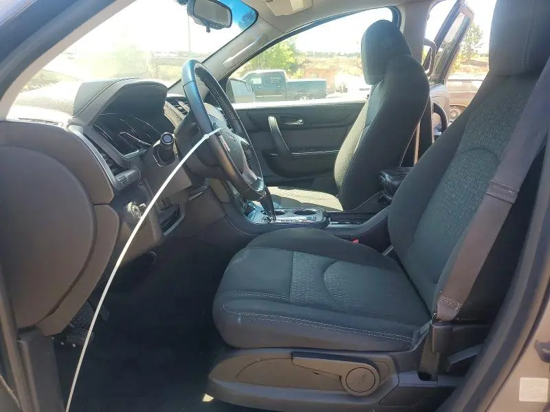 2013 GMC ACADIA SLE  