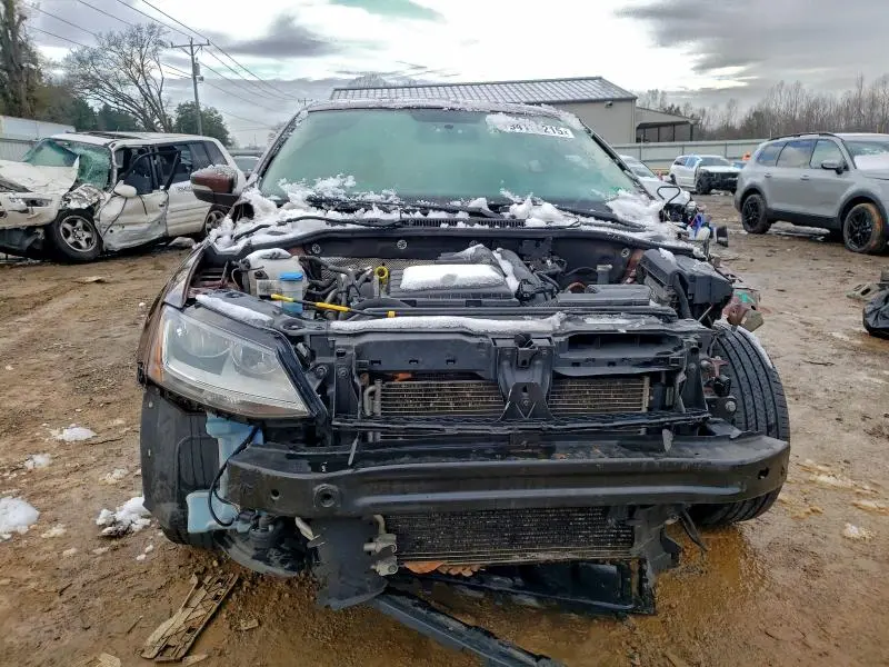 2017 VOLKSWAGEN JETTA SE  