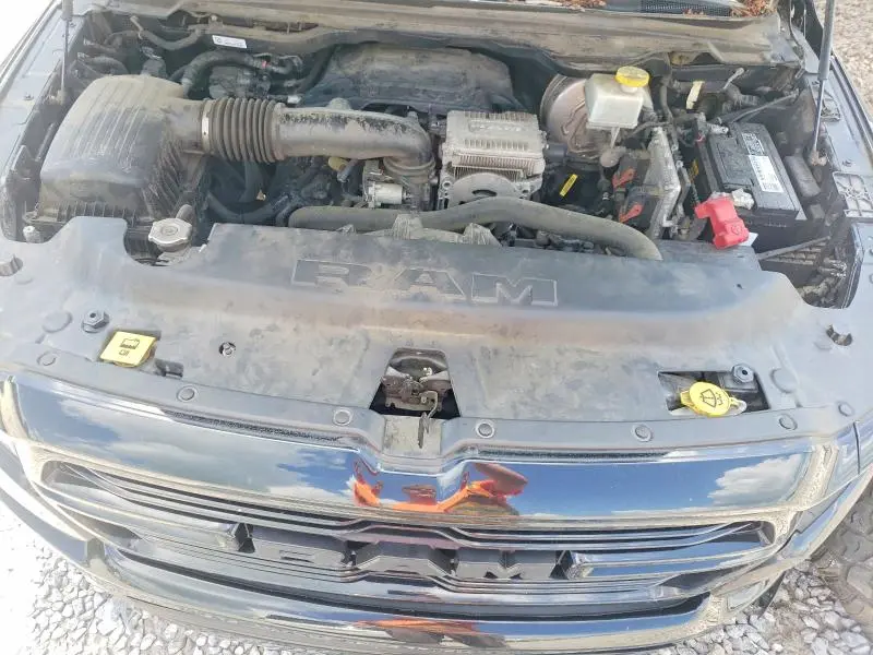 2019 RAM 1500 LARAMIE  