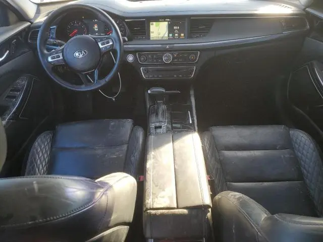 2017 KIA CADENZA PREMIUM  