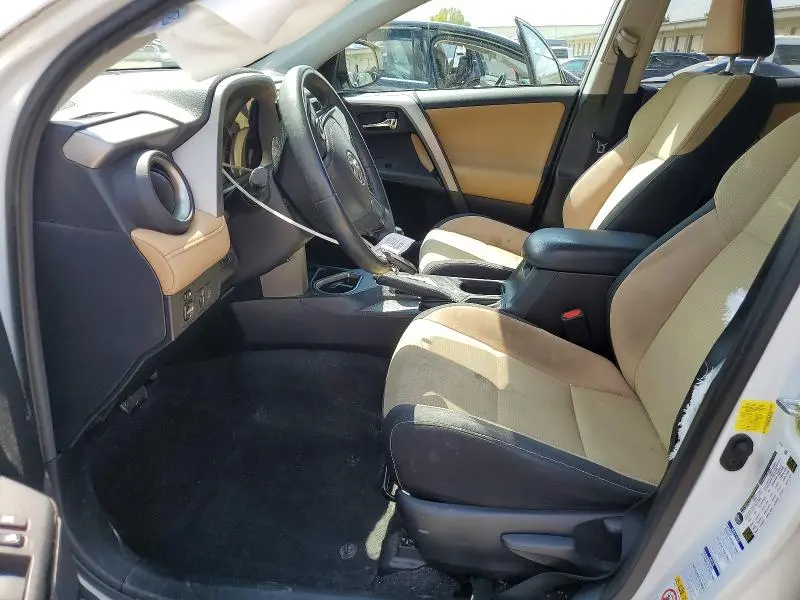 2017 TOYOTA RAV4 XLE  