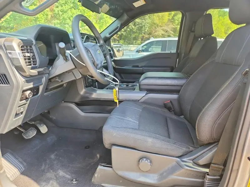 2024 FORD F150 STX  