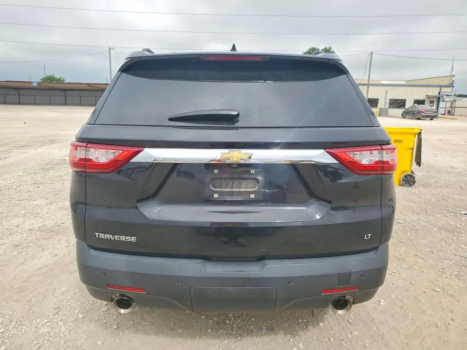 2021 CHEVROLET TRAVERSE LT  