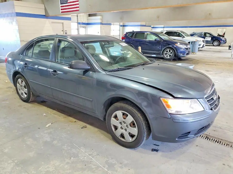 2010 HYUNDAI SONATA GLS  