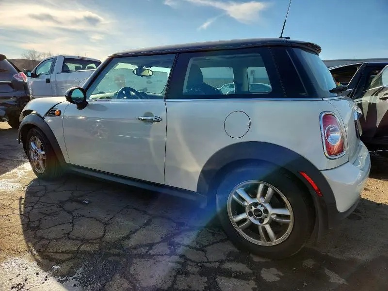 2012 MINI COOPER   