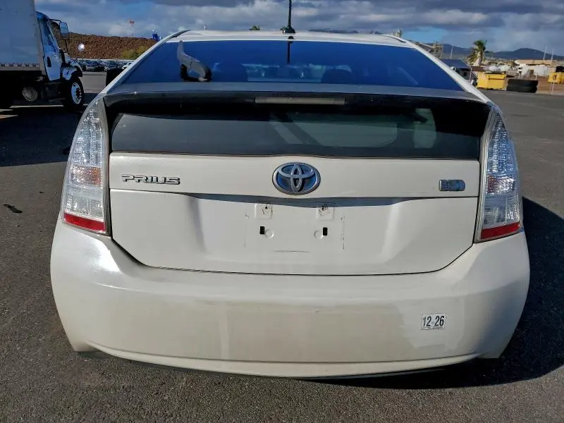 2010 TOYOTA PRIUS   