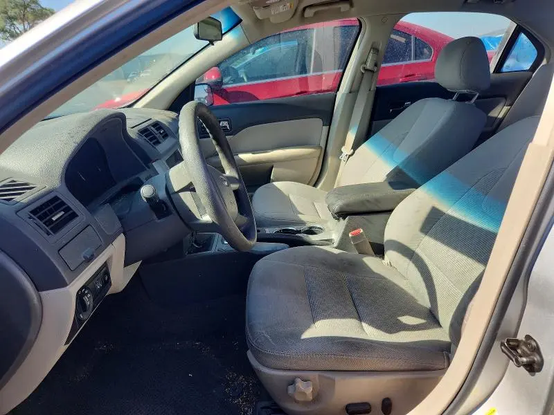 2011 FORD FUSION SE  