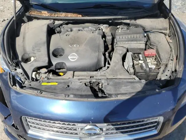 2011 NISSAN MAXIMA S  